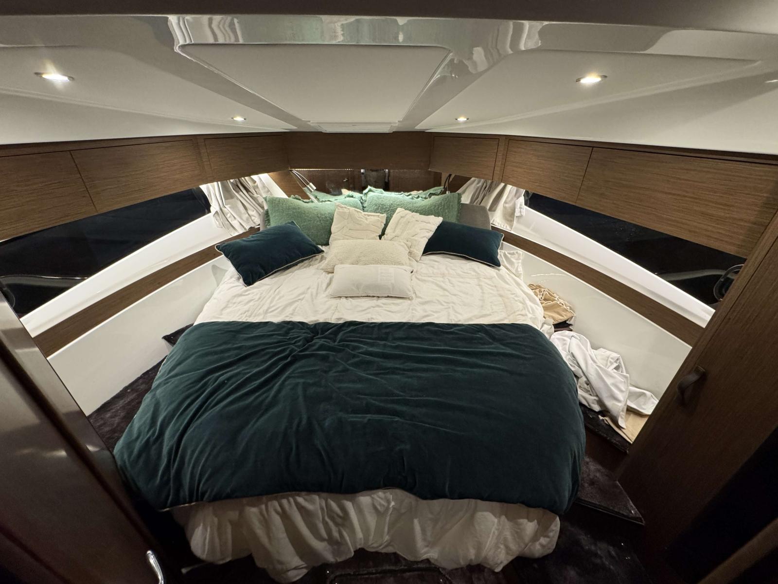 beneteau Antares 11 fly ob