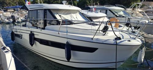 Jeanneau merry fisher 895