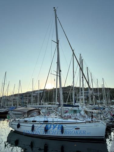 Bavaria yachts bavaria 39 cruiser
