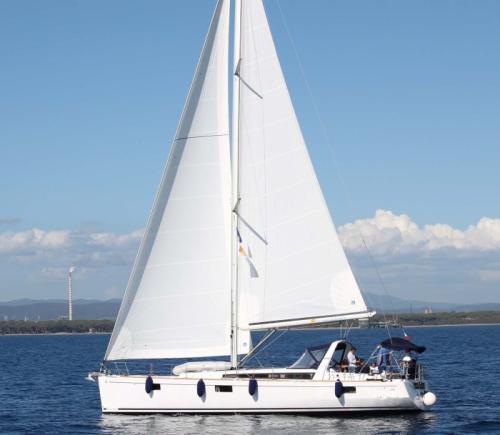 Beneteau oceanis 48