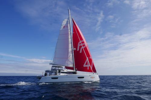 Fountaine pajot saona 47