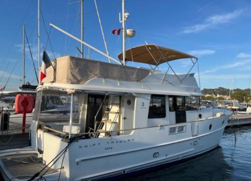Beneteau swift trawler 44