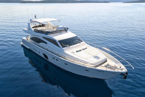 Ferretti 681