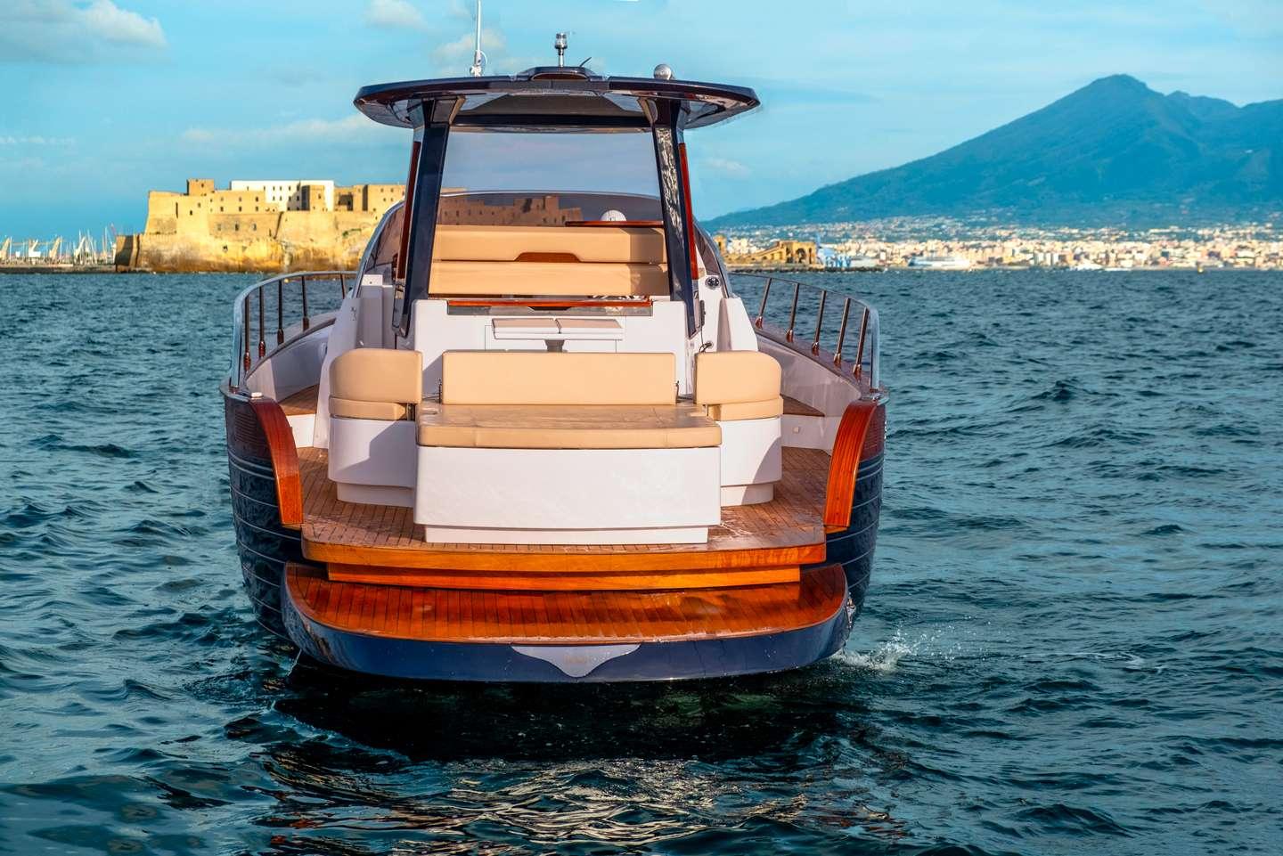 mimì Libeccio 11 wa