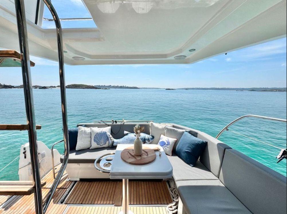 beneteau Antares 11 fly ob
