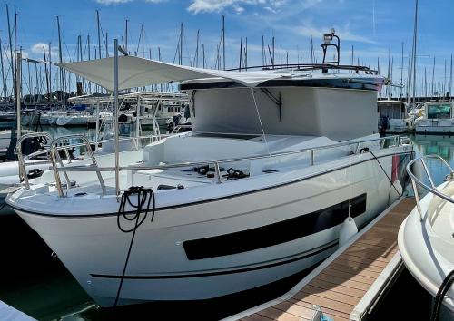 Jeanneau merry fisher 895 sport