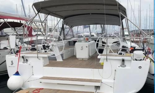 Beneteau oceanis 51.1